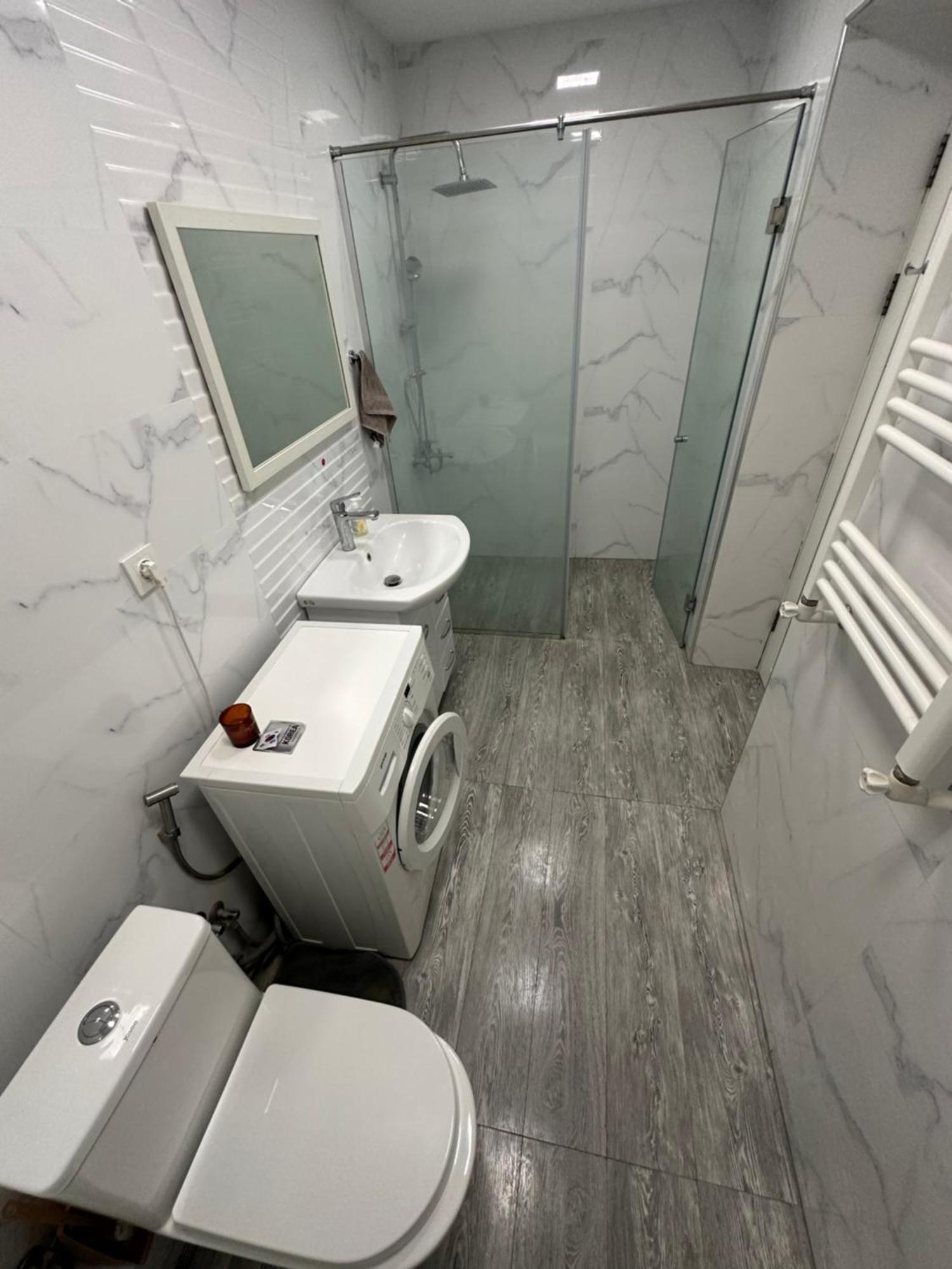 Beautiful Apartment In Yerevan) Экстерьер фото