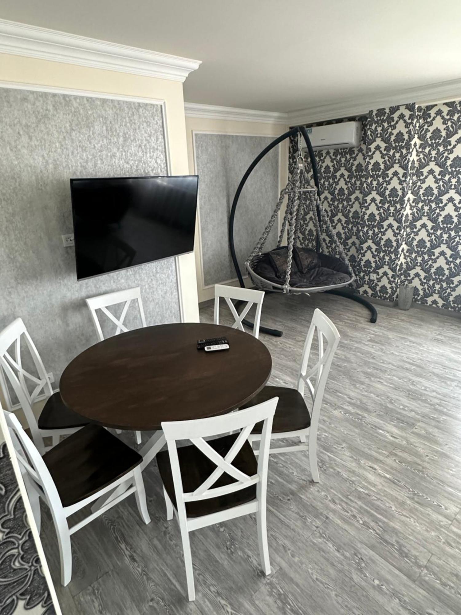 Beautiful Apartment In Yerevan) Экстерьер фото