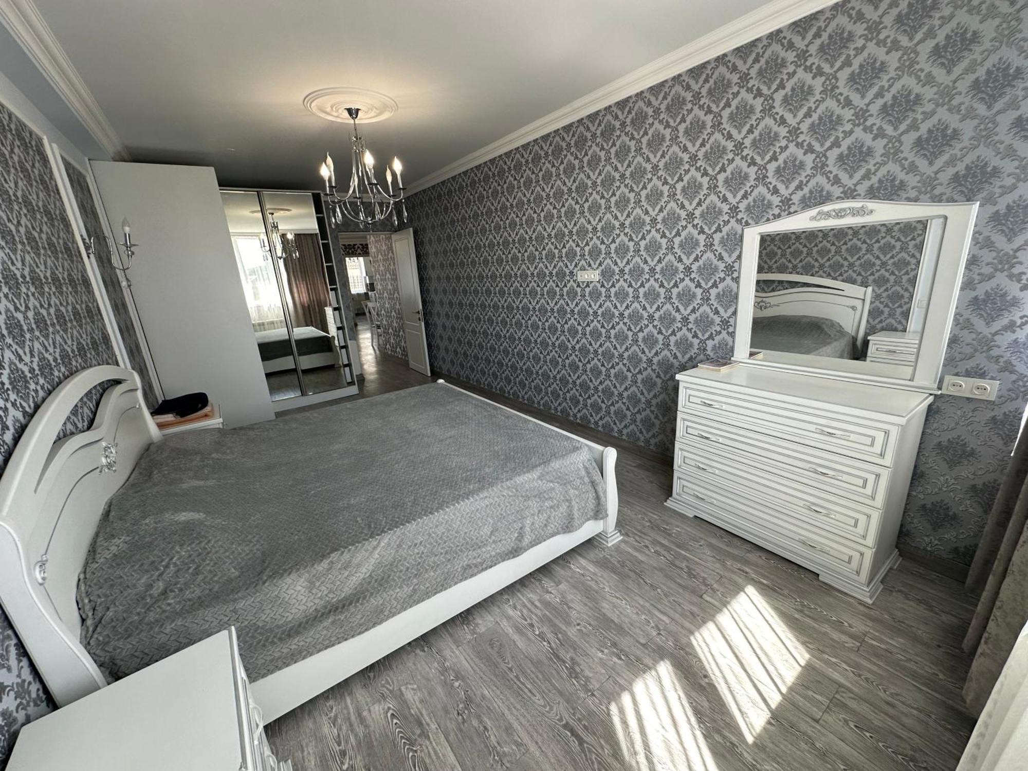 Beautiful Apartment In Yerevan) Экстерьер фото